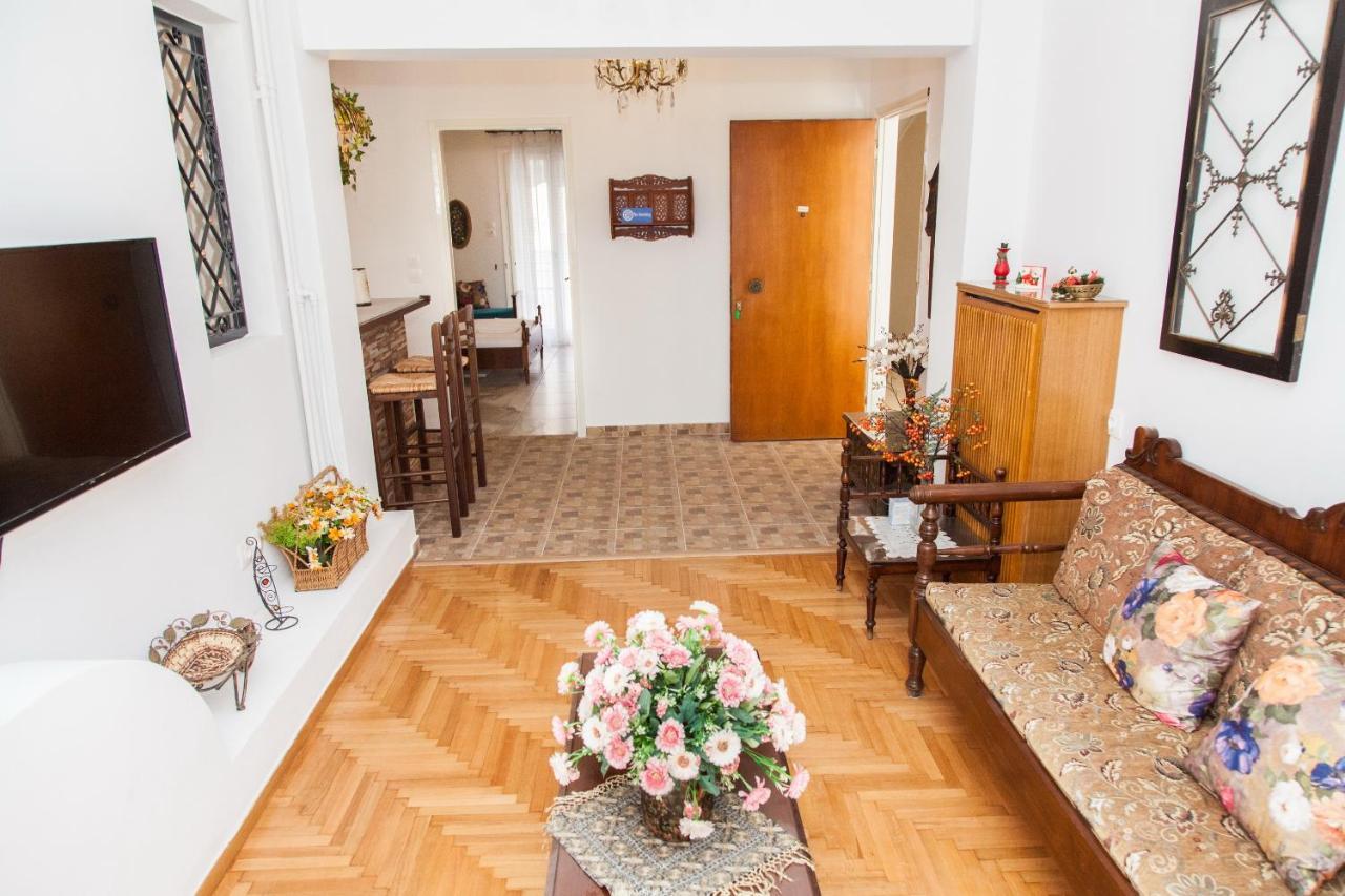 Beautiful Apartment In Pagkrati -Gtd95601 Афіни Екстер'єр фото