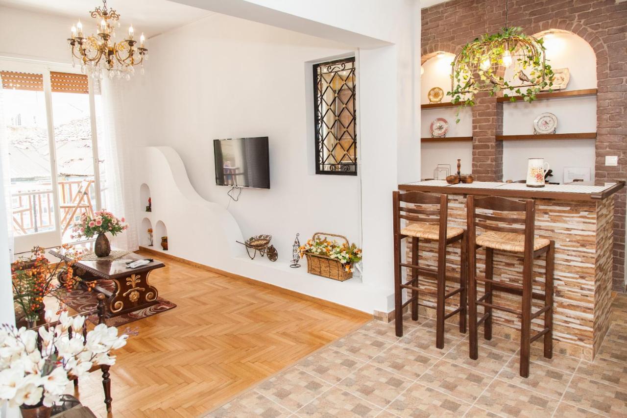 Beautiful Apartment In Pagkrati -Gtd95601 Афіни Екстер'єр фото